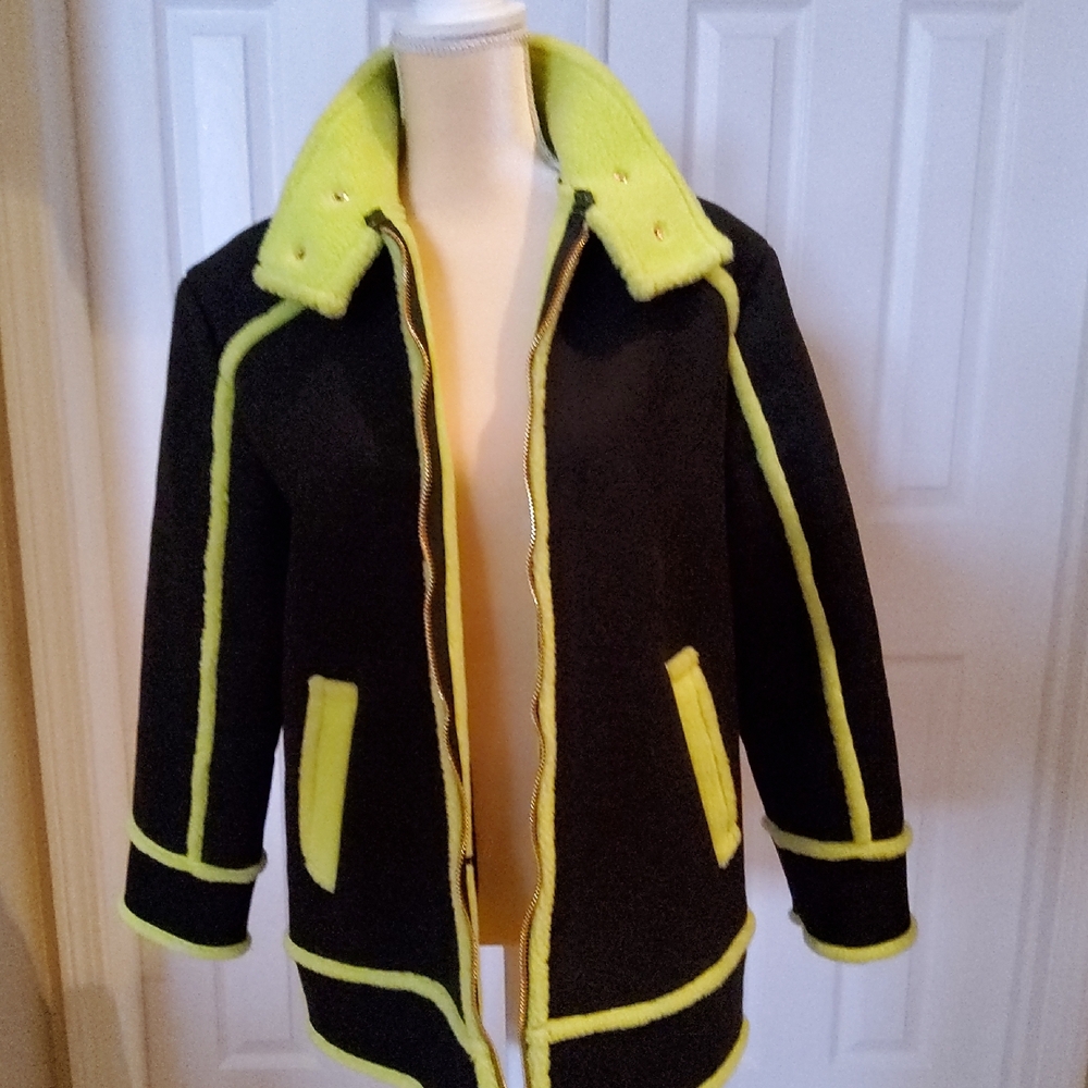 Moschino,Chic Black and Neon Yellow Jacket - Picture 5 of 6